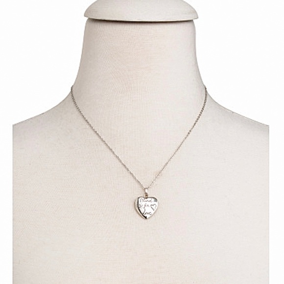 New Gucci Blind For Love Heart Charm + Free Chain - Picture 3 of 9